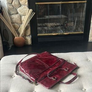 Frye
Leather Top Handle Burgundy Bag